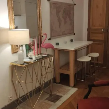 Appartamento Cosy And Comfortable In Montmartre Parigi